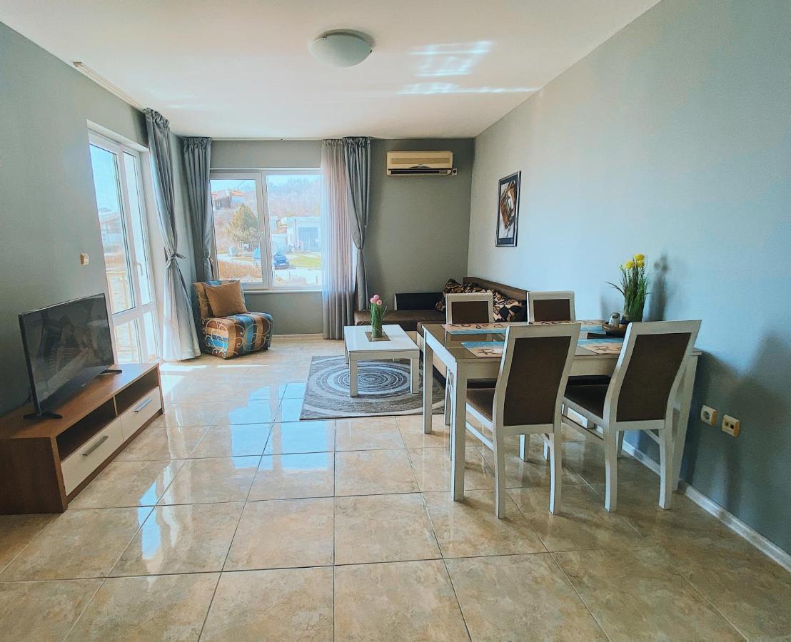 First Line On The Beach Cosy Sea Paradise Apartments Kavarna Exterior foto
